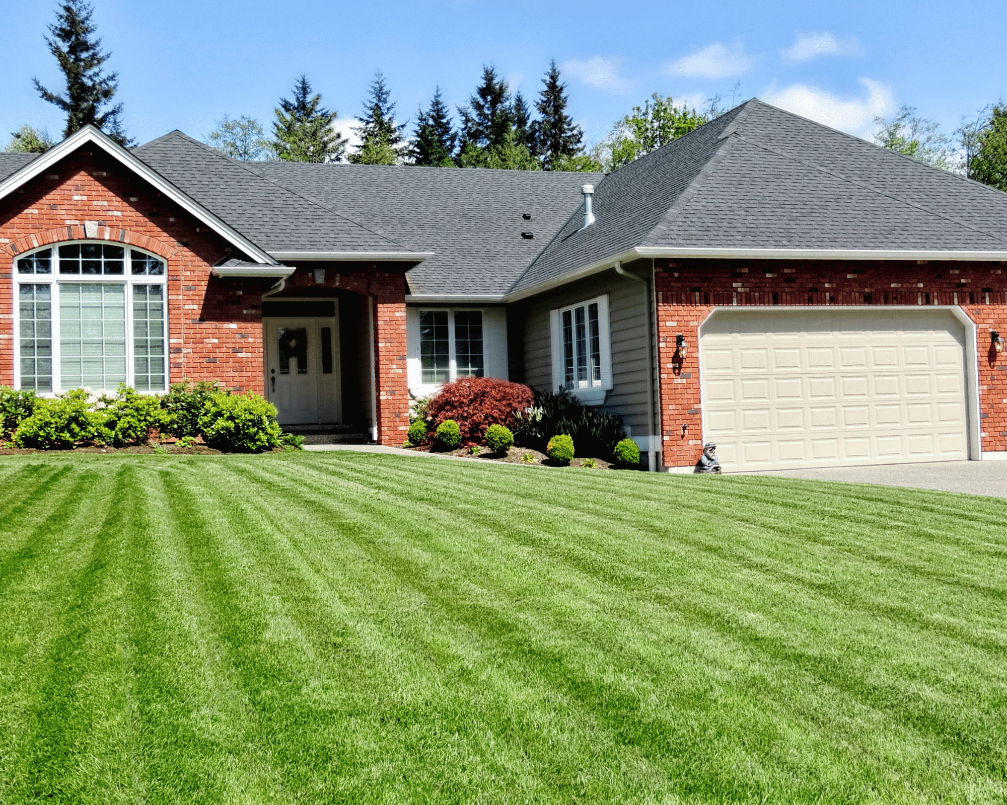 Professional Lawn Mowing Services in Fort Wayne, Indiana.